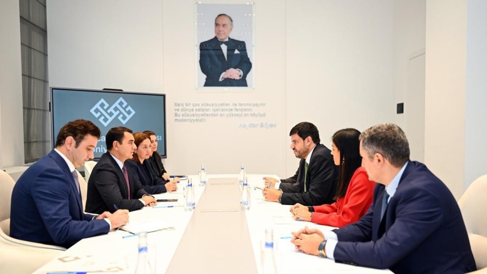 Mədəniyyət Nazirliyində “Euronews”un nümayəndə heyəti ilə görüş olub