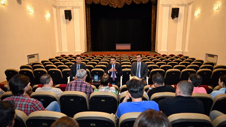 Mədəniyyət naziri: Yeni dövrün çağırışları teatrların fəaliyyətində nəzərə alınmalıdır