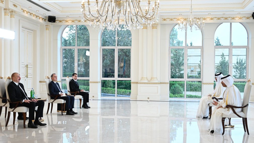 Prezident İlham Əliyev Qətər Dövlətinin Azərbaycanda yeni təyin olunmuş fövqəladə və səlahiyyətli səfirinin etimadnaməsini qəbul edib  YENİLƏNİB