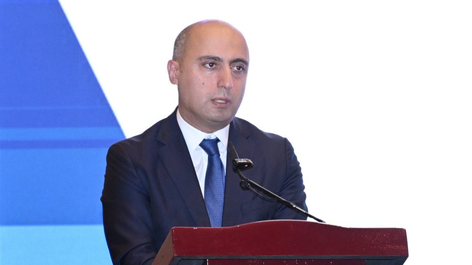 ELM və TƏHSİL: Emin Əmrullayev: Ali məktəblərdə tələbələrin yarısından çoxu dövlət sifarişi əsaslarla təhsil alır