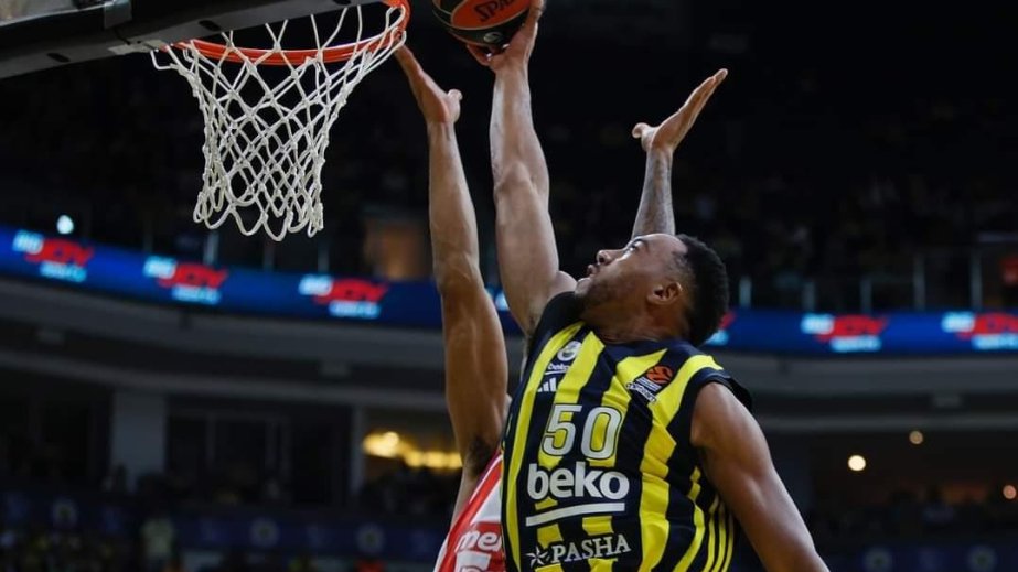 İDMAN: Avroliqa: “Fənərbağça” və “Anadolu Efes” məğlub olub