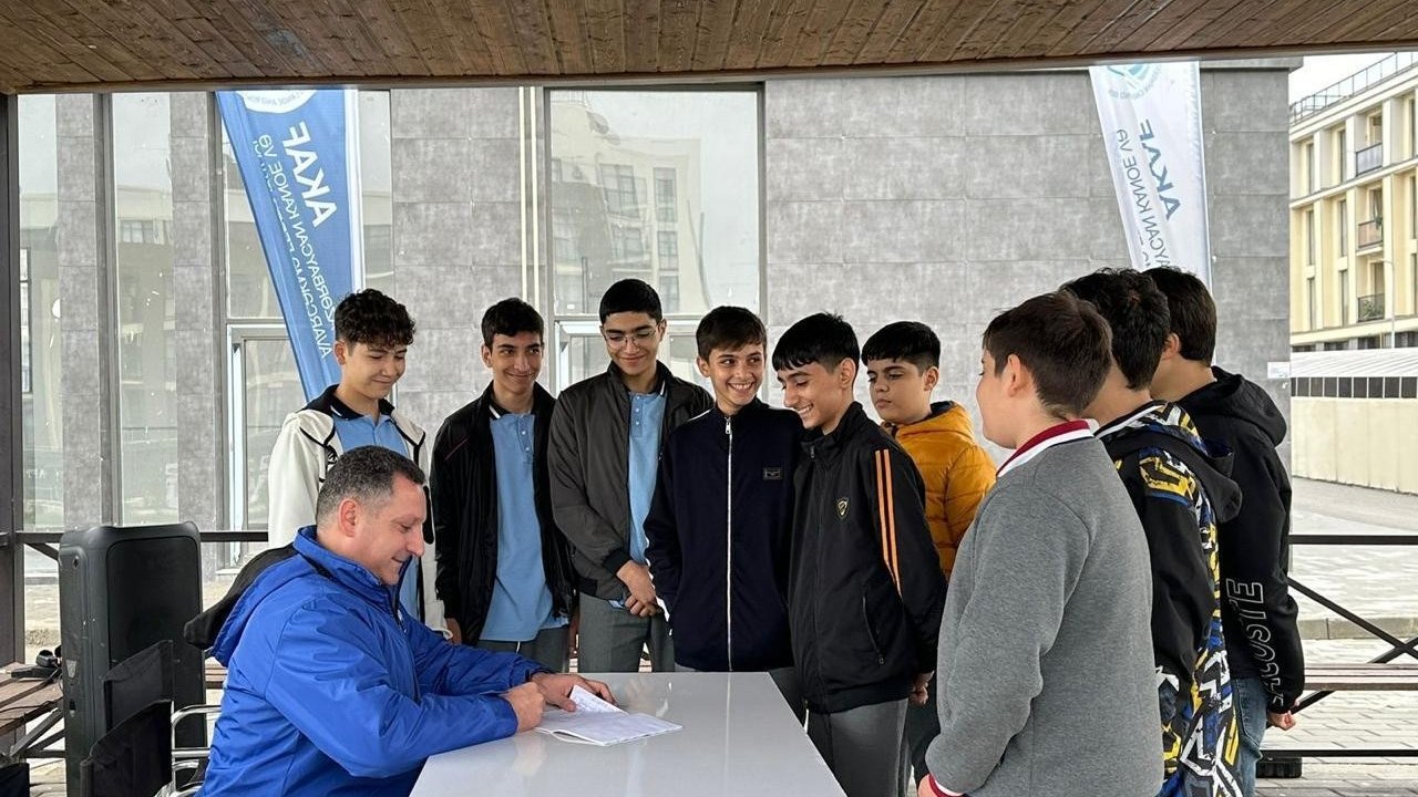 Füzuliyə yeni köç edən gənclər Aşağı Köndələnçayda avar çəkəcək