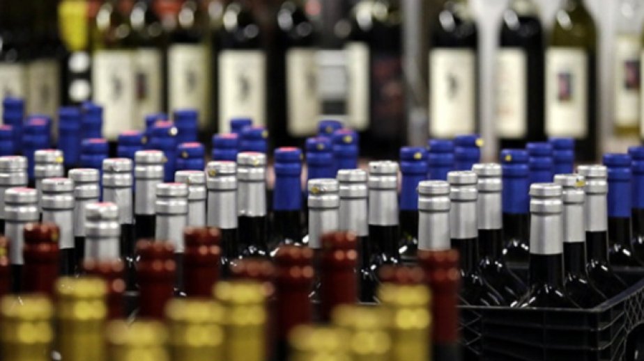 Alkoqollu içkilərin pərakəndə satışının minimum qiyməti müəyyənləşəcək