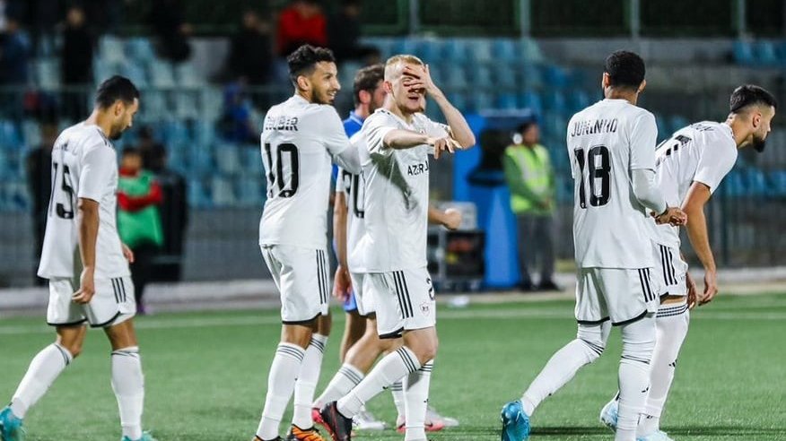 idman:“Qarabağ” – “Ayaks”: Favorit kimdir?