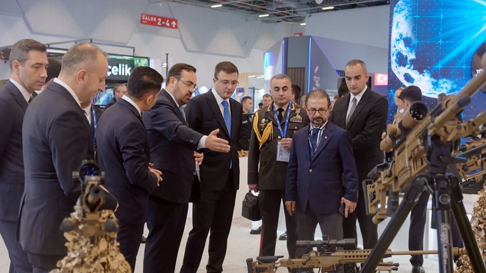 Müdafiə Nazirliyinin rəhbərliyi “SAHA EXPO 2024” sərgisinin açılış mərasimində iştirak edib