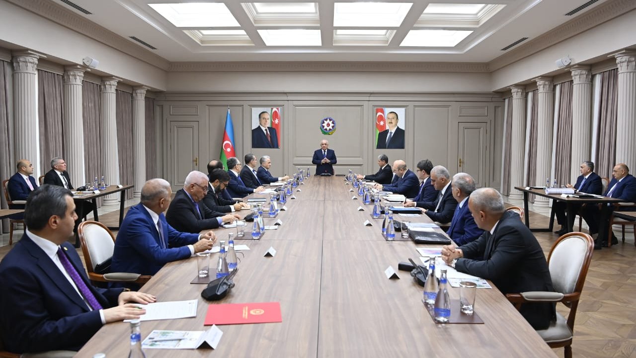 Nazirlər Kabineti yağıntıların fəsadlarına görə toplandı - Tapşırıqlar verildi