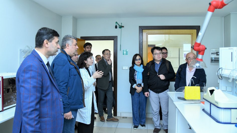 Koreya Elm və Texnologiya Siyasəti İnstitutunun nümayəndə heyəti BMU-da olub