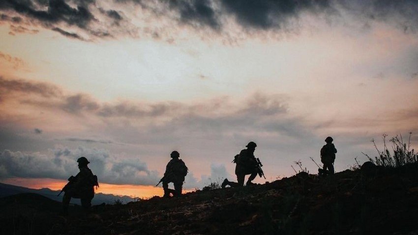 PKK-nın 3 üzvü Türkiyə ordusuna təslim olub