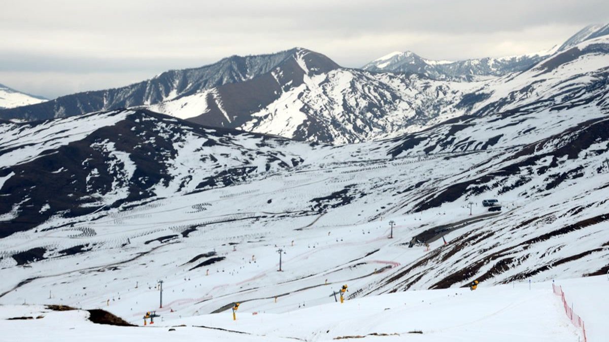 Şahdağa 2 sm qar yağıb, bəzi rayonlarda duman müşahidə olunub - FAKTİKİ HAVA