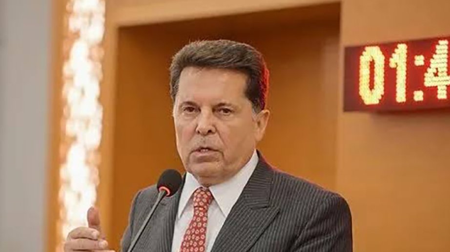 Türkiyədə bələdiyyə sədri terror təşkilatı ilə əlaqədə olmaqda şübhəli bilinərək saxlanılıb