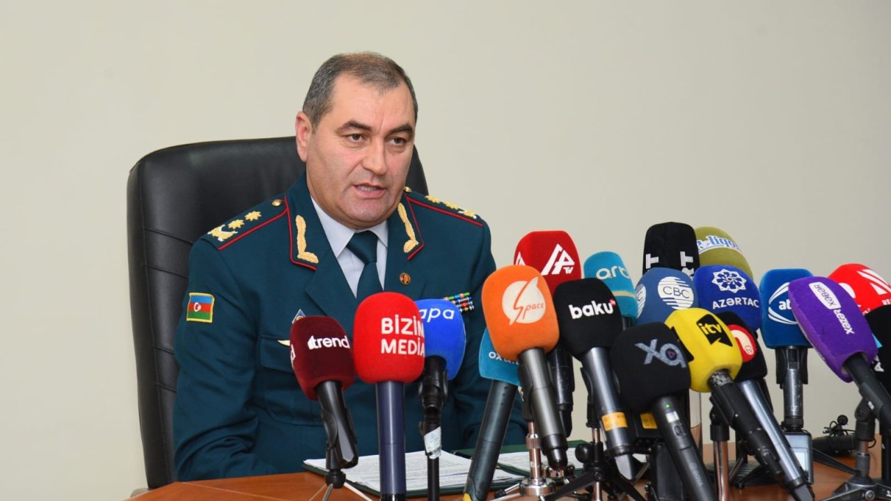 “Arzuolunmaz şəxs” olduğuna görə Azərbaycana buraxılmayan şəxslərin sayı açıqlanıb