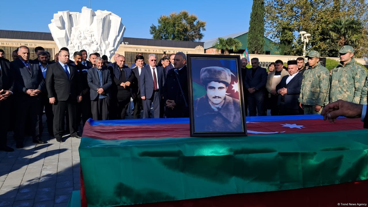 Tərtərdə Birinci Qarabağ müharibəsinin şəhidi Möhübbət Mustafayev dəfn edildi (FOTO)