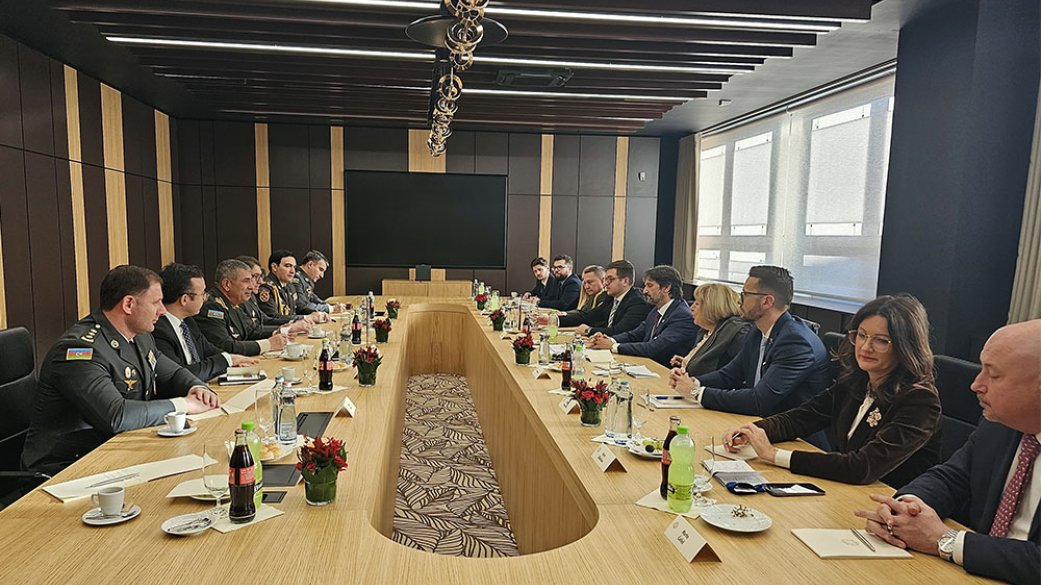 Azərbaycan ilə Slovakiya arasında hərbi əməkdaşlığın cari vəziyyəti müzakirə edilib