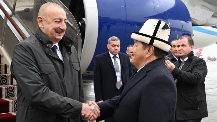 Azərbaycan Prezidenti İlham Əliyev Qırğızıstana səfərə gəlib