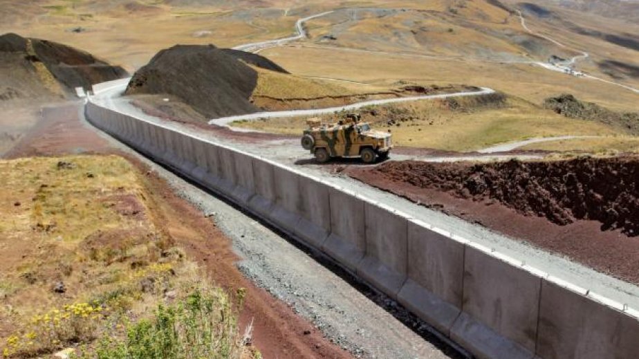 Türkiyə İranla sərhədboyu divarın tikintisi işlərini başa çatdırmaq üzrədir