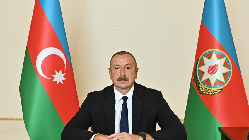 Müdafiə Nazirliyinin bir qrup hərbi qulluqçusuna ali hərbi rütbələr verilib