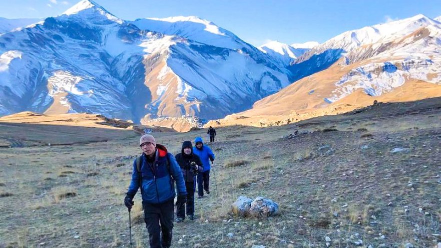 Zəfər Günü münasibətilə “Xarıbülbül zirvəsi”nə yürüş edilib