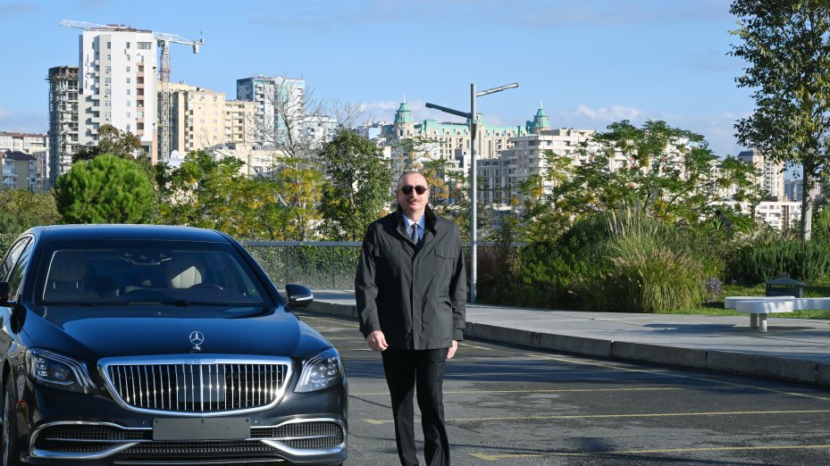 Prezident İlham Əliyev Bakıda Mərkəzi Parkın üçüncü hissəsinin açılışında iştirak edib  YENİLƏNİB