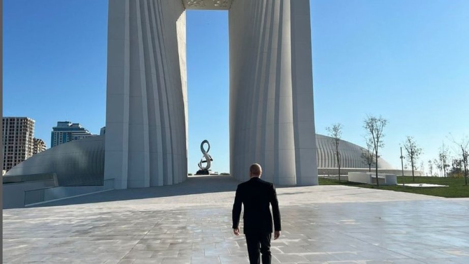 Birinci vitse-prezident Mehriban Əliyeva Zəfər parkından paylaşım edib