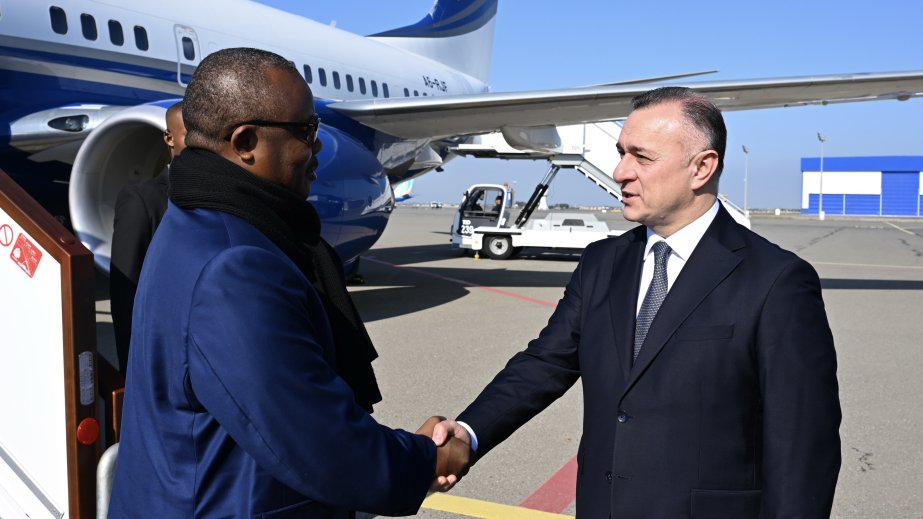 Qvineya-Bisaunun Prezidenti Azərbaycanda səfərdədir