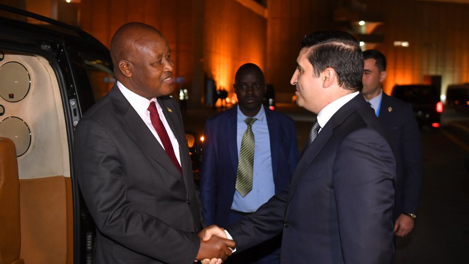 Burundinin vitse-prezidenti Azərbaycanda səfərdədir