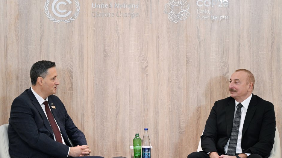 Prezident İlham Əliyev Bosniya və Herseqovinanın Rəyasət Heyətinin Sədri və üzvü ilə görüşüb  YENİLƏNİB