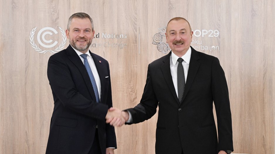 Prezident İlham Əliyev Slovakiya Prezidenti ilə görüşüb YENİLƏNƏCƏK