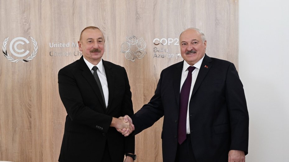 Prezident İlham Əliyev Belarus Prezidenti ilə görüşüb YENİLƏNƏCƏK