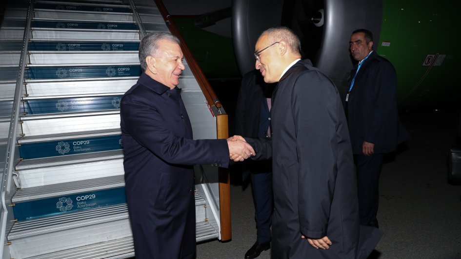 Özbəkistan Prezidenti iqlim sammitində iştirak etmək üçün Azərbaycana gəlib