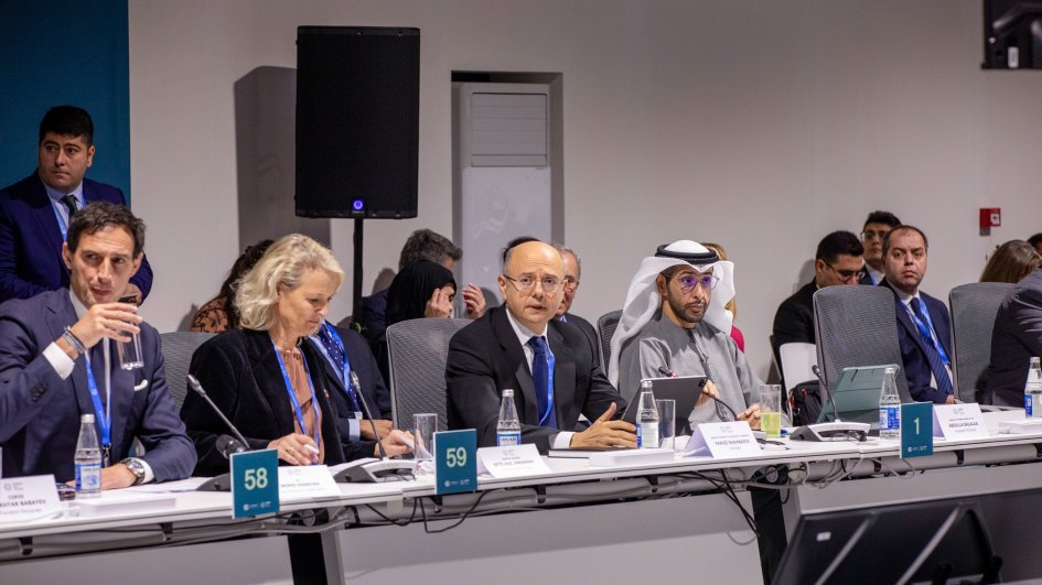 COP29-da bərpaolunan enerji və enerji səmərəliliyinə investisiyaların artırılmasına dair Nazirlər Dialoqu keçirilib