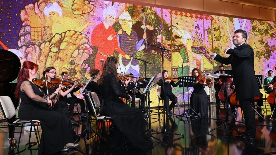 COP29-un Liderlər Sammitinin açılış mərasimində iştirak edən dövlət və hökumət başçılarının şərəfinə ziyafət verilib