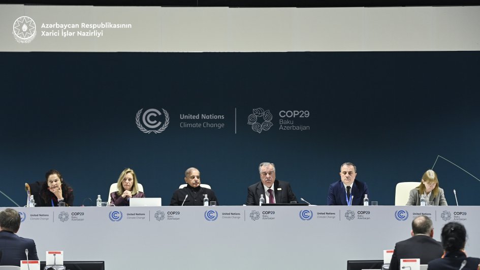 Ceyhun Bayramov “Buzlaqlar-2025: Buzlaqların qorunması üçün qlobal tədbirlərin görülməsi” mövzusunda yüksəksəviyyəli tədbirdə çıxış edib