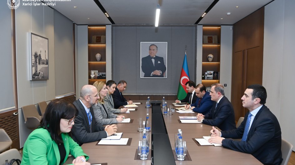 Xarici işlər naziri BMT-nin İnkişaf Proqramının regional bürosunun direktoru ilə görüşüb
