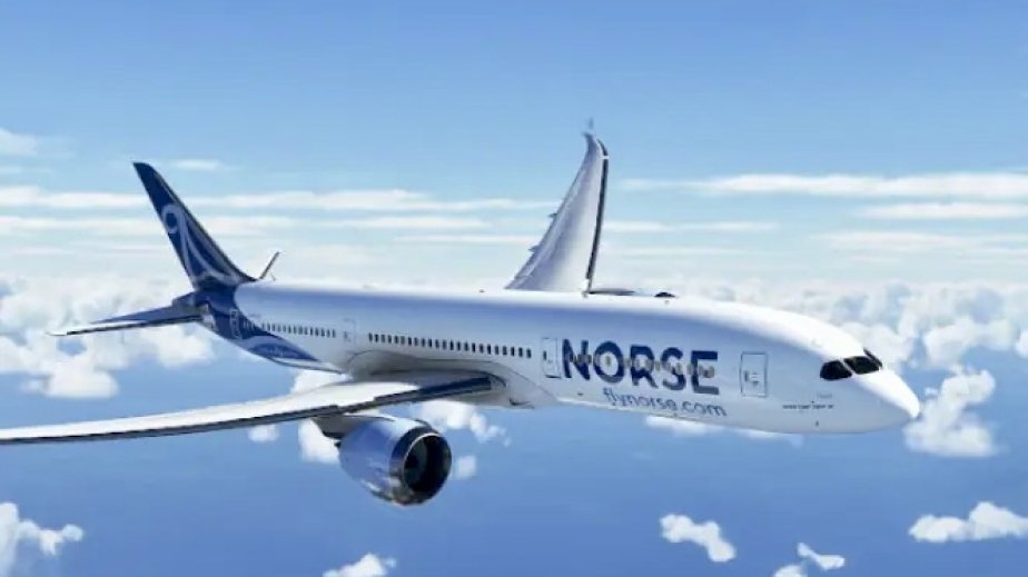 Norveç aviaşirkətinə məxsus təyyarə Bakıya məcburi eniş edib