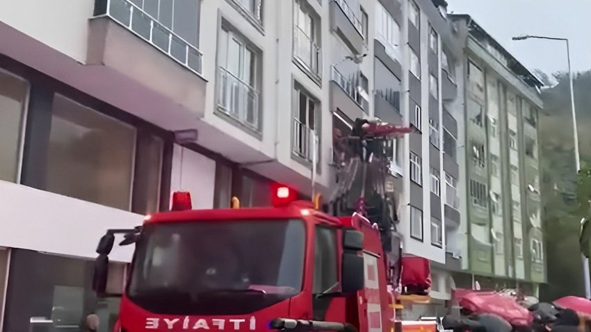 Türkiyədə torpaq sürüşməsi olub, ölən və yaralılar var