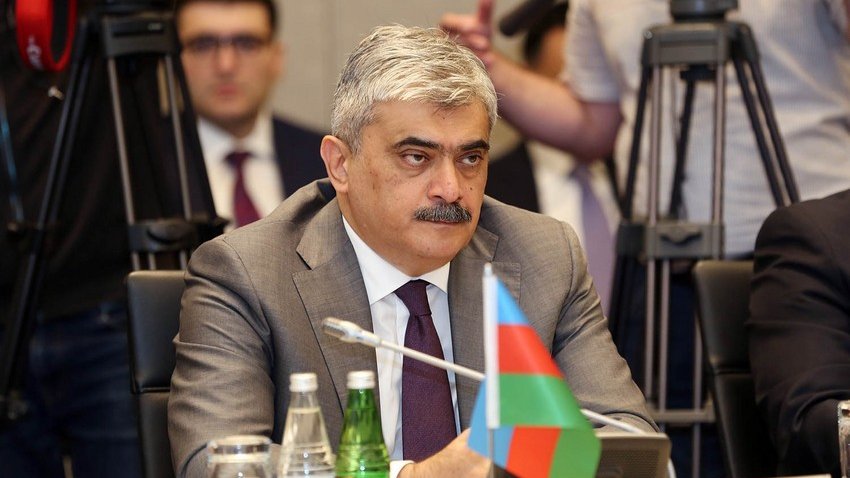 Samir Şərifov: "Büdcənin neft-qaz gəlirləri 750 milyon manat azalacaq"