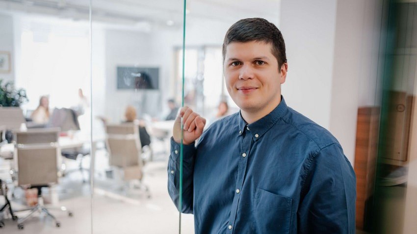 Ukrayna rəsmisi: "Müharibənin təbiətə zərərləri uzun müddət hiss olunacaq"