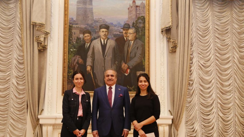 Türkiyənin media mənsubları Ədəbiyyat Muzeyində olublar