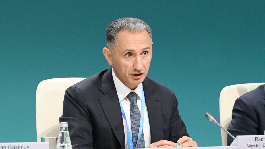 Rəşad Nəbiyev: 2025-ci ildən alternativ enerji mənbələrindən istifadənin genişləndirilməsi planlaşdırılır