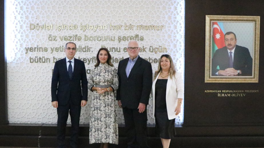 ELM və TƏHSİL: Azərbaycan Universitetində Sent-Luis Vaşinqton Universitetinin nümayəndələri ilə görüş olub