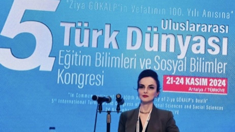 Azərbaycanlı alim beynəlxalq konqresdə informasiya məkanında türk xalqlarının birliyindən danışıb