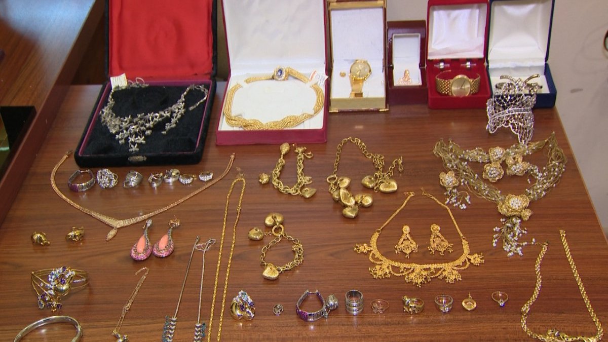 Qiymətli metallar, mədəniyyət məhsulları və daşınar əmlakın alqı-satqısı üzrə ödənişləri nağd qəbul edənlər cərimələnəcək