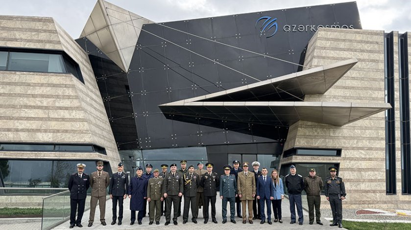 Hərbi attaşelər “Azərkosmos”u ziyarət ediblər