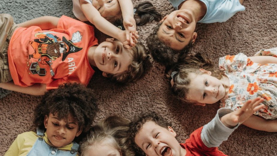 “Uşaq hüquqları haqqında” Qanuna dəyişikliklər təsdiqləndi