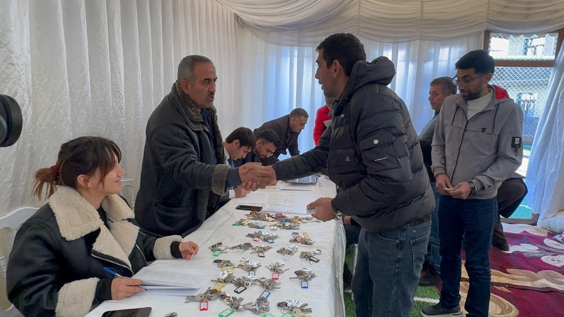 Cəbrayılda daha 40 ailəyə evlərinin açarları təqdim olunub - YENİLƏNİB
