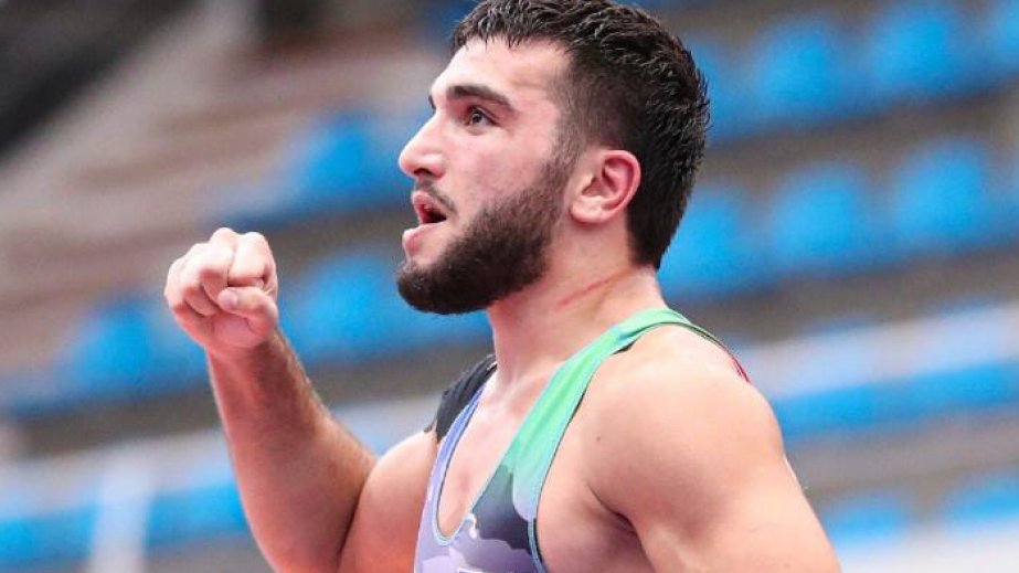 Azərbaycan güləşçisi Qazaxıstanda qızıl medal qazanıb