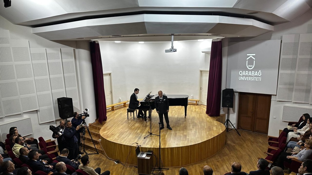 Xankəndidə Qarabağ Universitetinin yaradılmasının ildönümü ilə bağlı konsert təşkil edilib (FOTO)