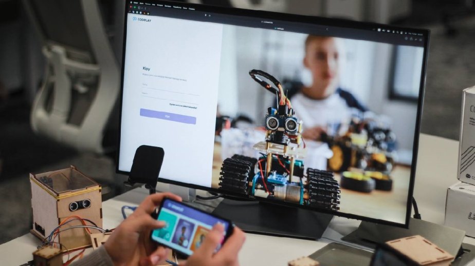 Qazaxıstanın “CodiPlay” startapı Azərbaycanda təqdim olunub
