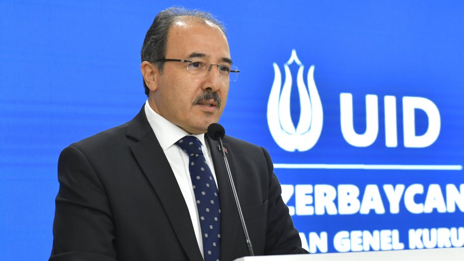 Cahit Bağçı: Beynəlxalq Demokratlar Birliyi Azərbaycanın beynəlxalq platformada qarşılaşdığı vəziyyətlərə qarşı da bir platforma olacaq