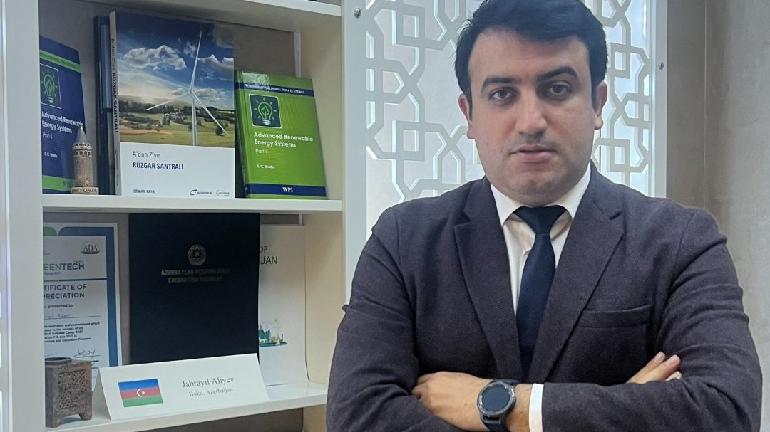 Azad edilmiş ərazilərdə 550-dən çox tikilidə günəş panelləri quraşdırılıb – Agentlik rəsmisi (FOTO) (ÖZƏL)